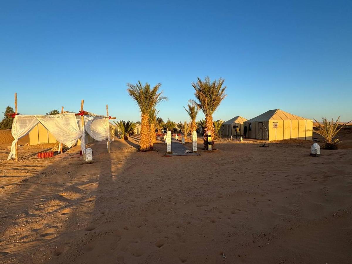 Sahara Dunes Luxury Camp Merzouga Eksteriør bilde