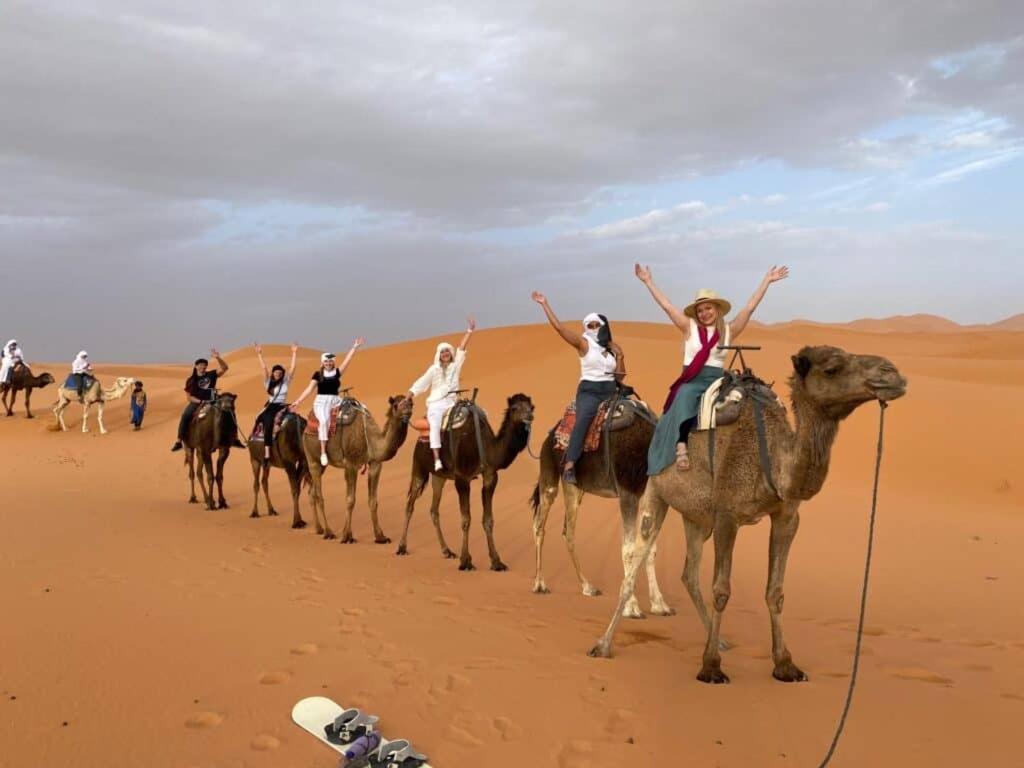 Sahara Dunes Luxury Camp Merzouga Eksteriør bilde